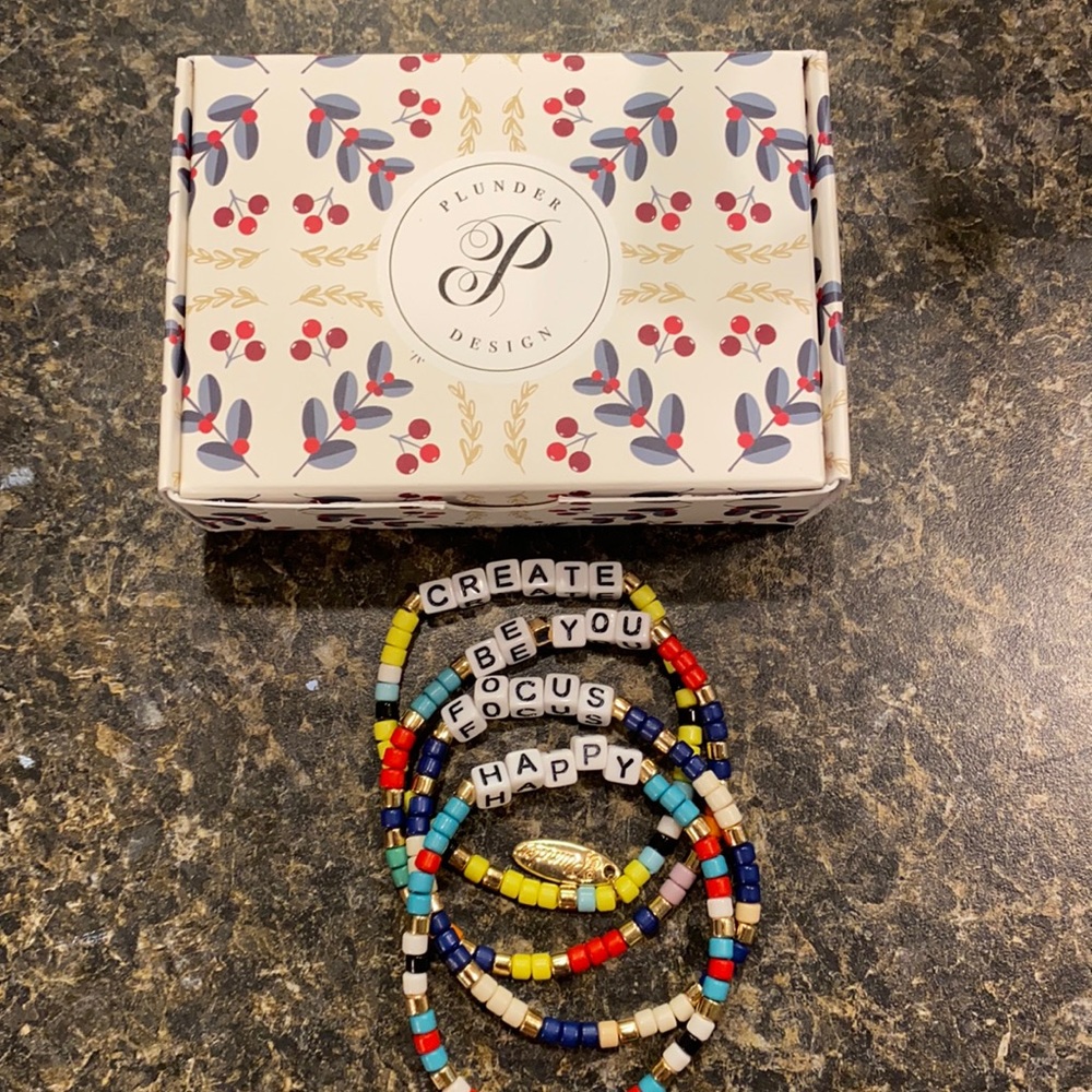 Plunder Power words bracelet set